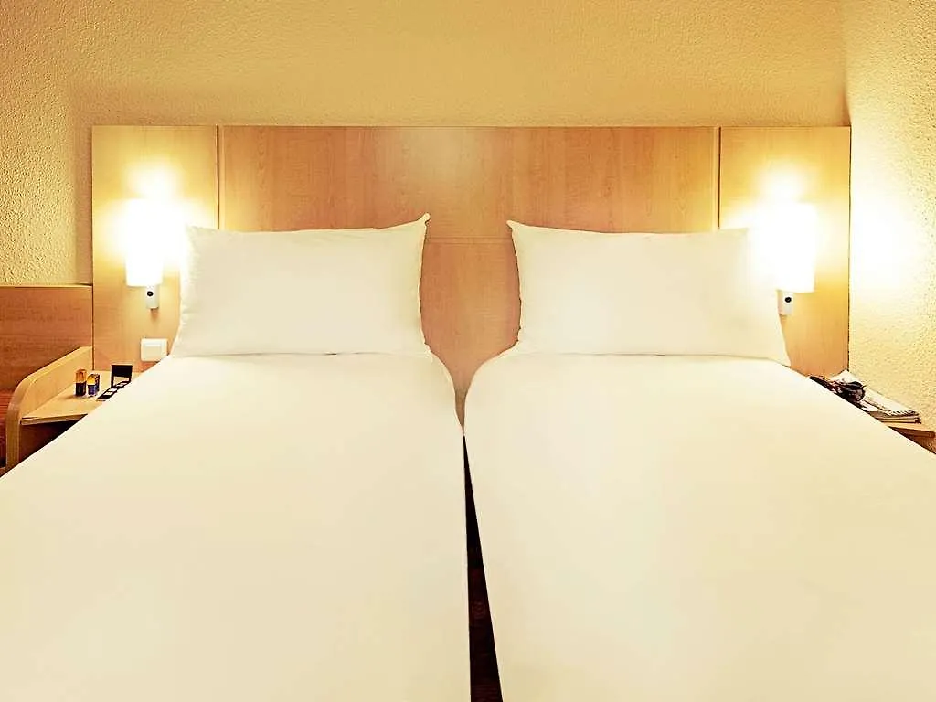 **  Hotel Ibis Augsburg Hauptbahnhof Germania