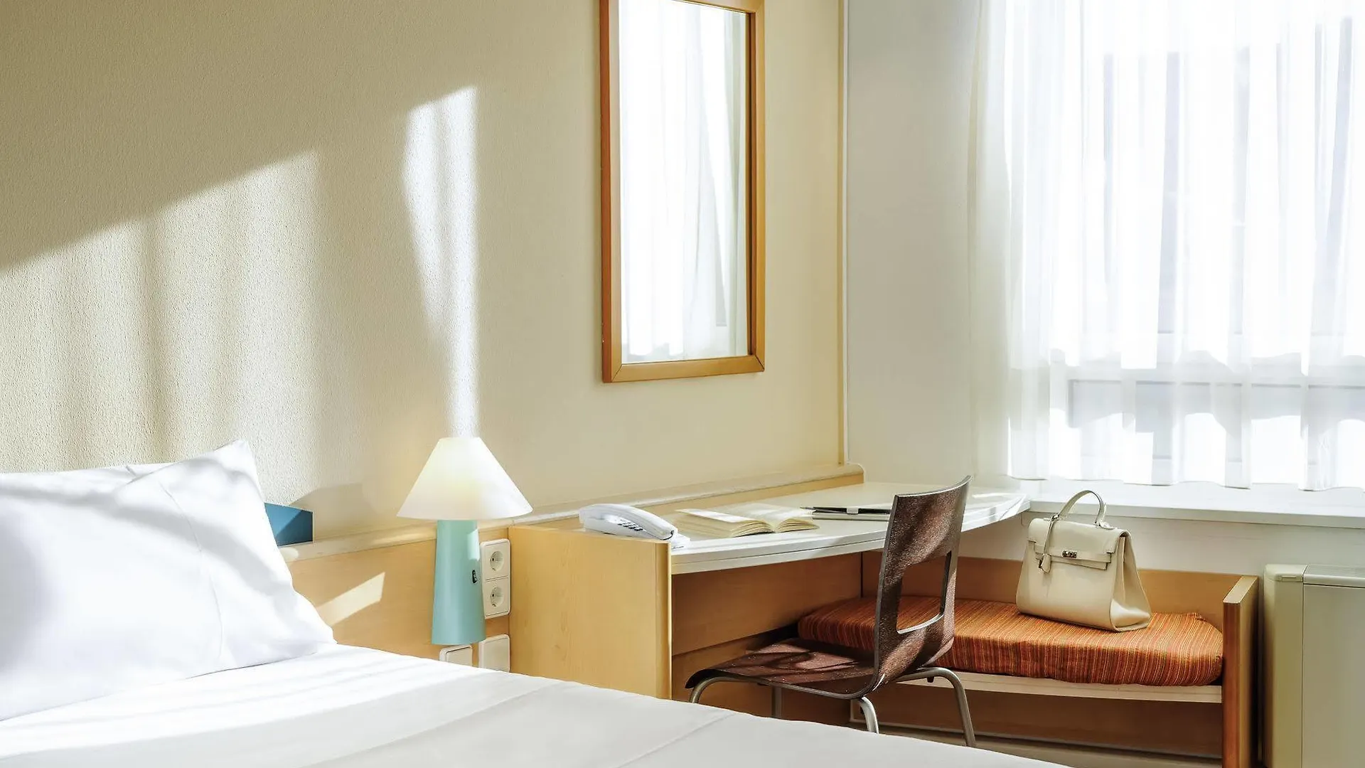 Hotel Ibis Augsburg Hauptbahnhof 2*,  Germania